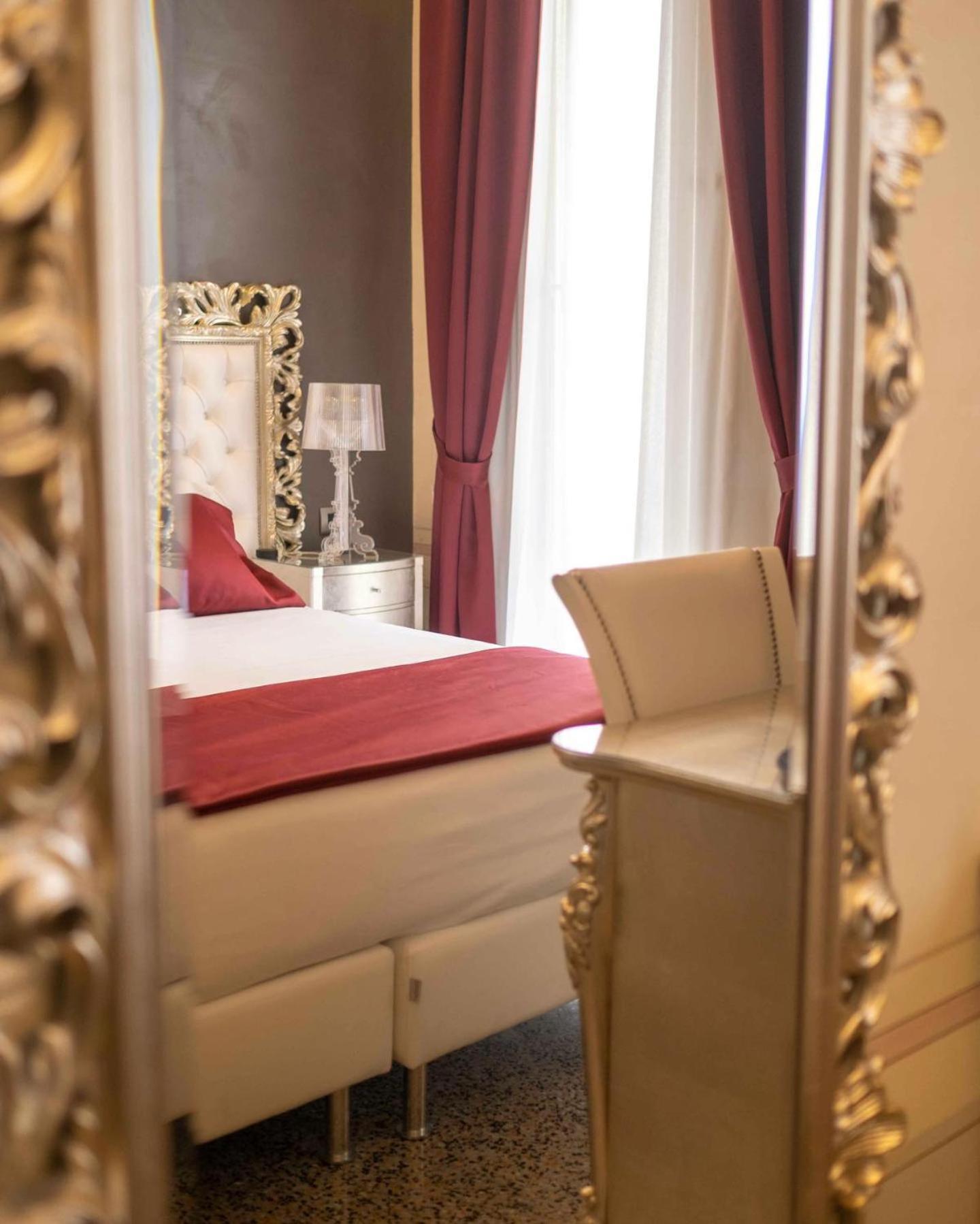 ホテル Luxury Liberty House アルゲーロ 部屋 写真